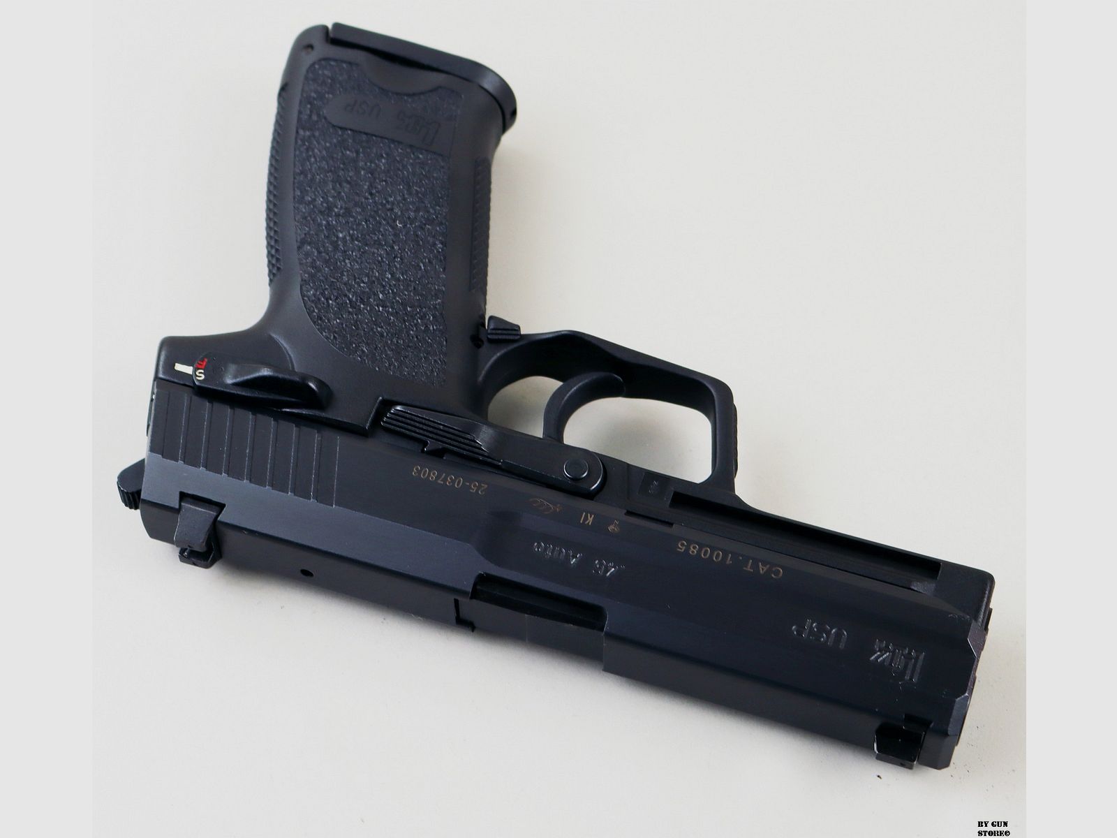 Pistola Heckler & Koch mod. USP cal. 45 ACP nº de serie 25-037803, imagen 5 de 11