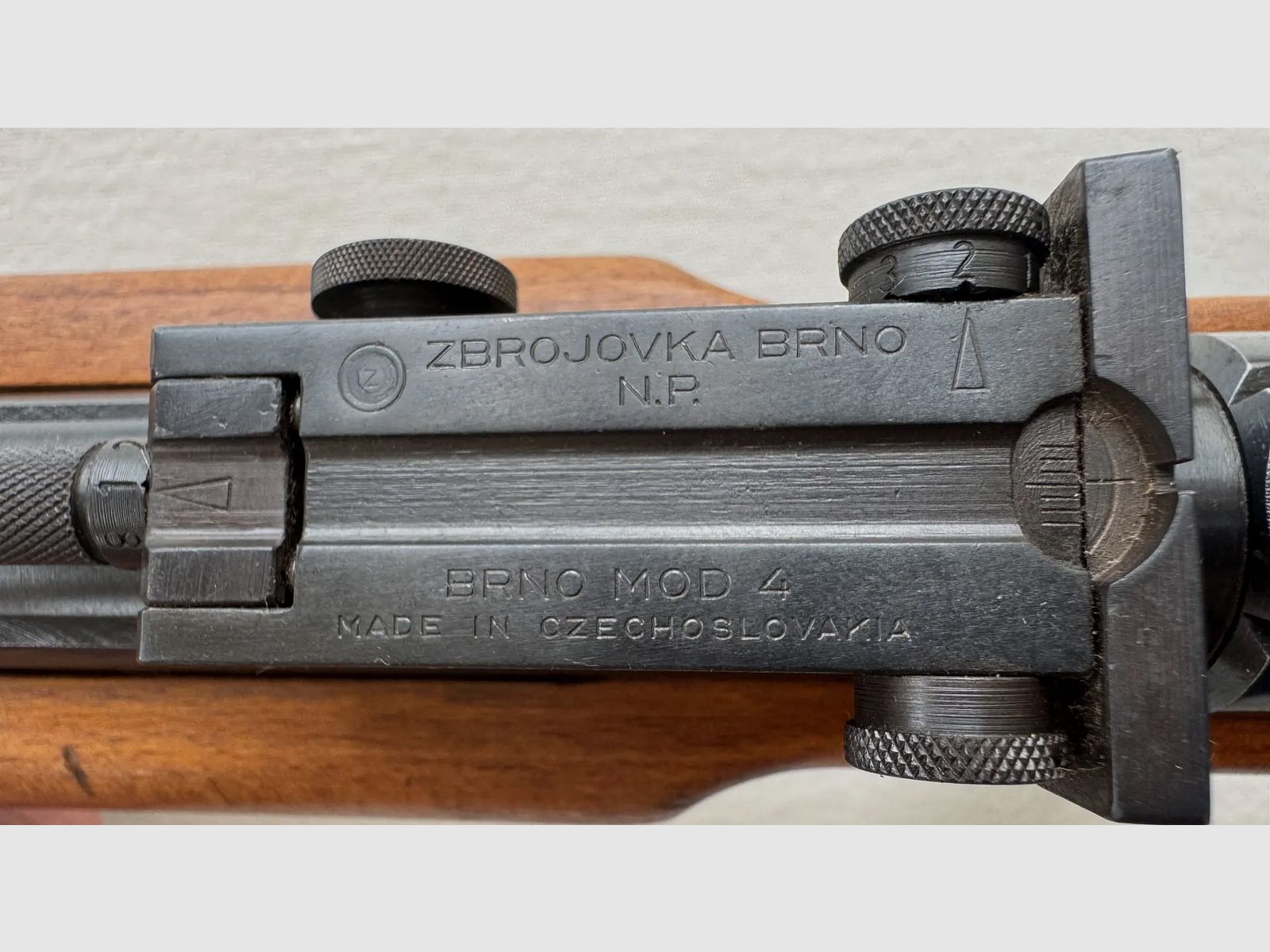 Brno Mod. 3 (Kal. .22 LR) Seltenes tschechoslowakisches Übungs-/Wettkampfgewehr — Militär / SVAZARM
