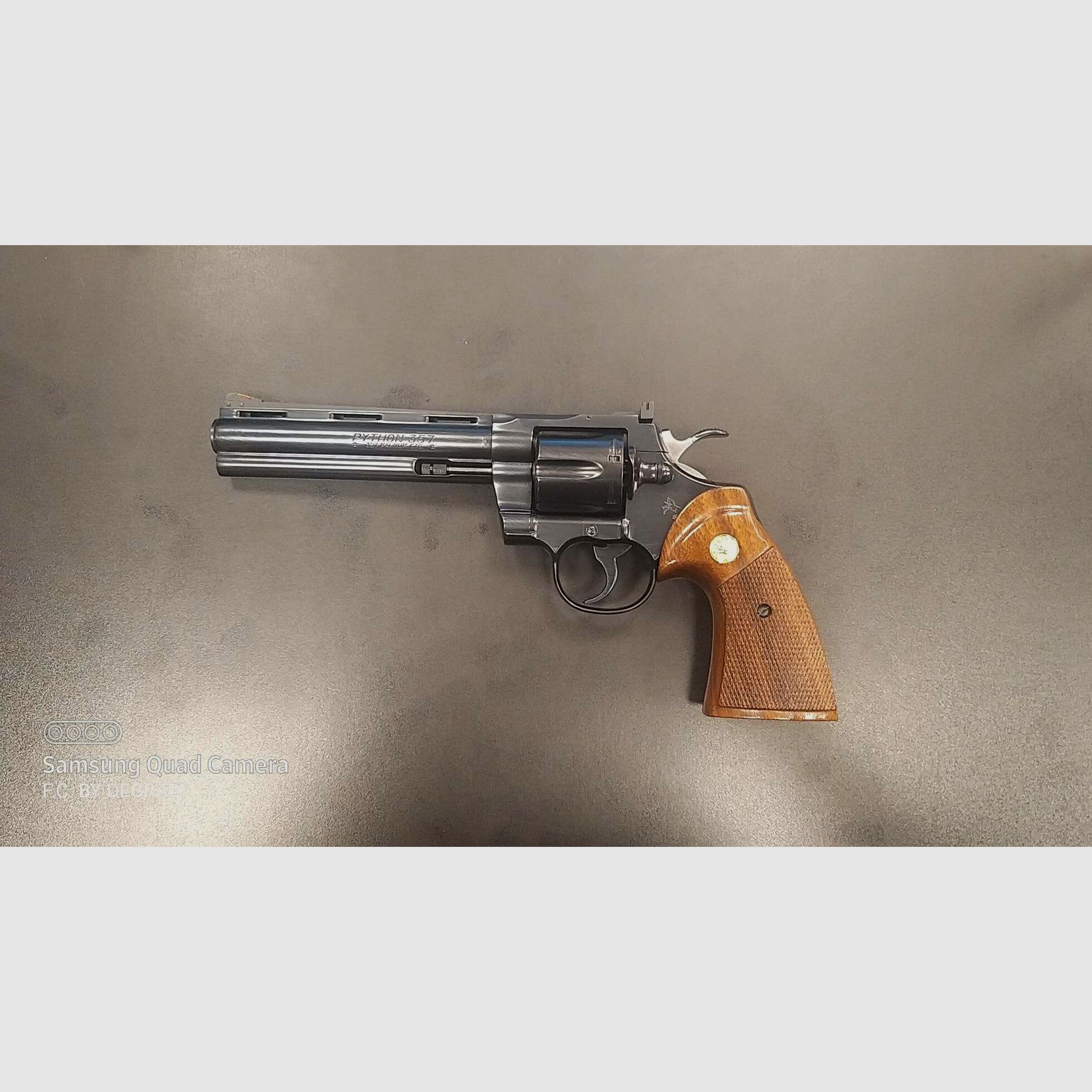 COLT PYTHON 6 POLLICI 357 MAGNUM ECCELLENTE OCCASIONE, billede 1 af 9