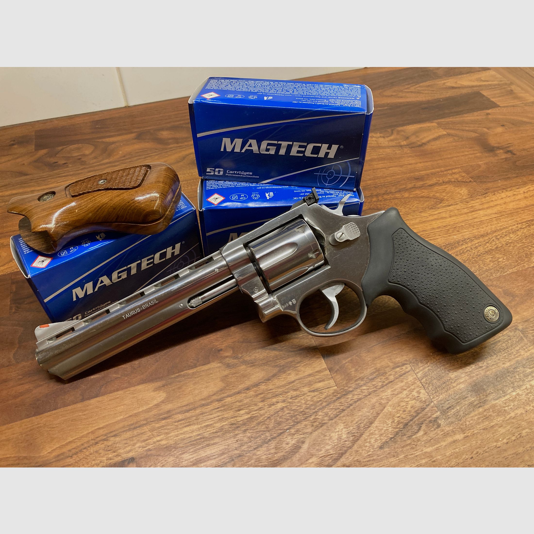 Taurus Brasil 357 Mag. / 38 Spec.