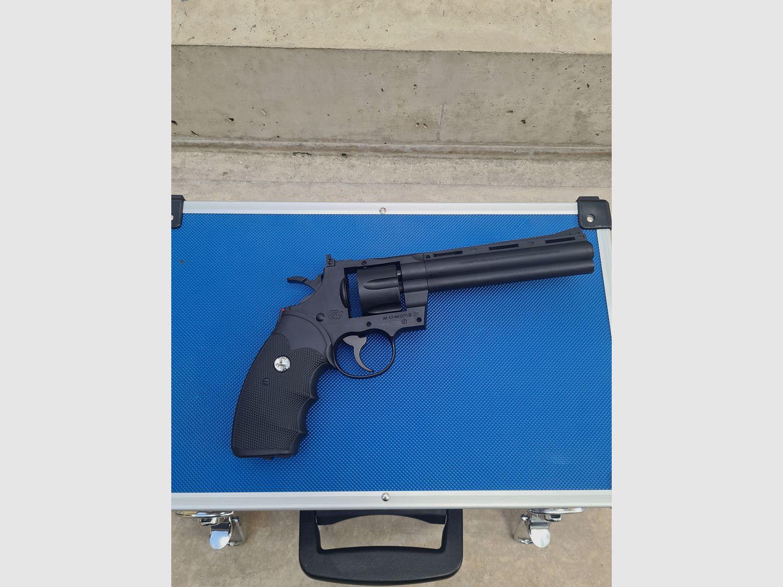 COLT Phyton 6 Magnum 357