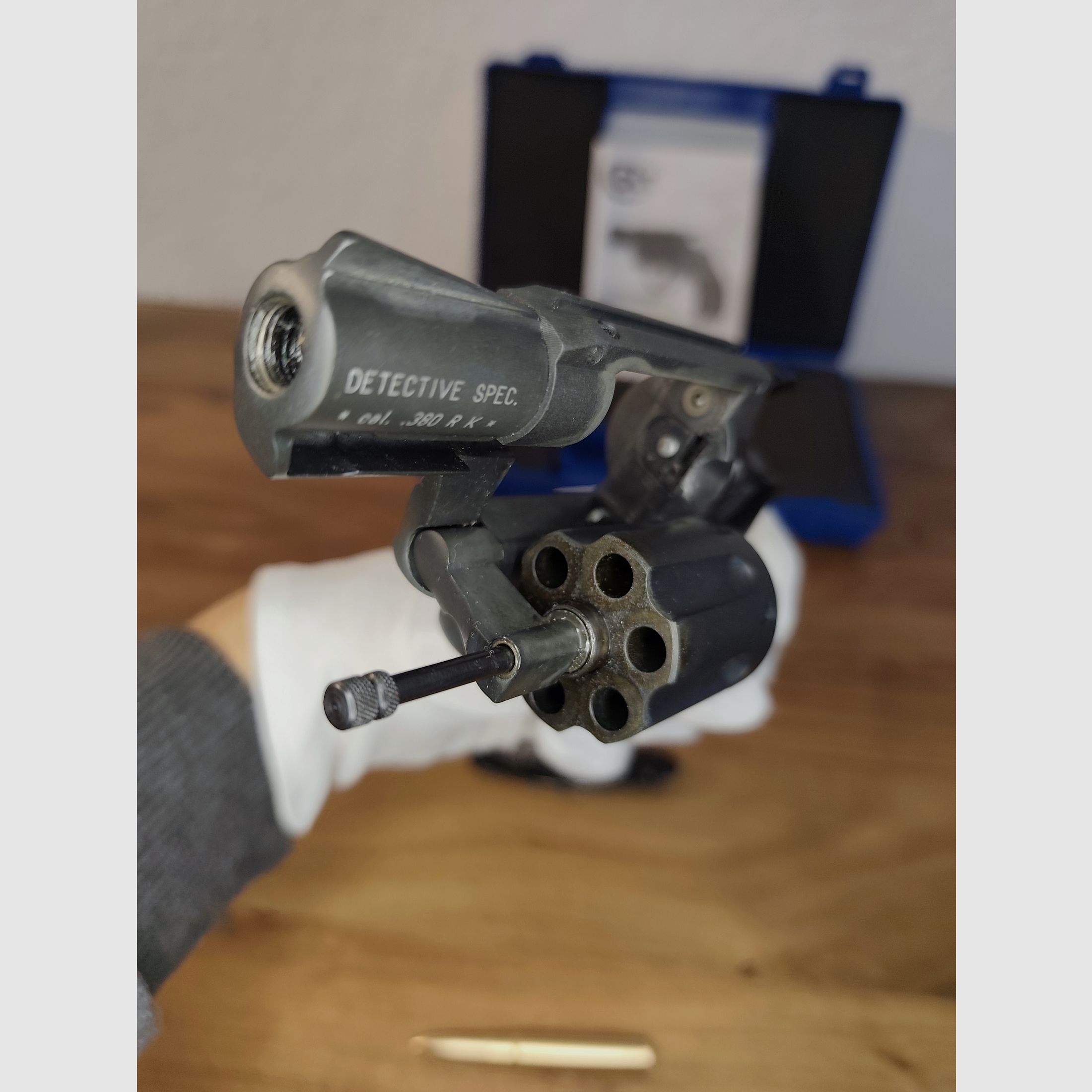 Umarex Colt Detective Spezial 9mm RK +Walther Pepper Patronen + kleines Taschenmesser