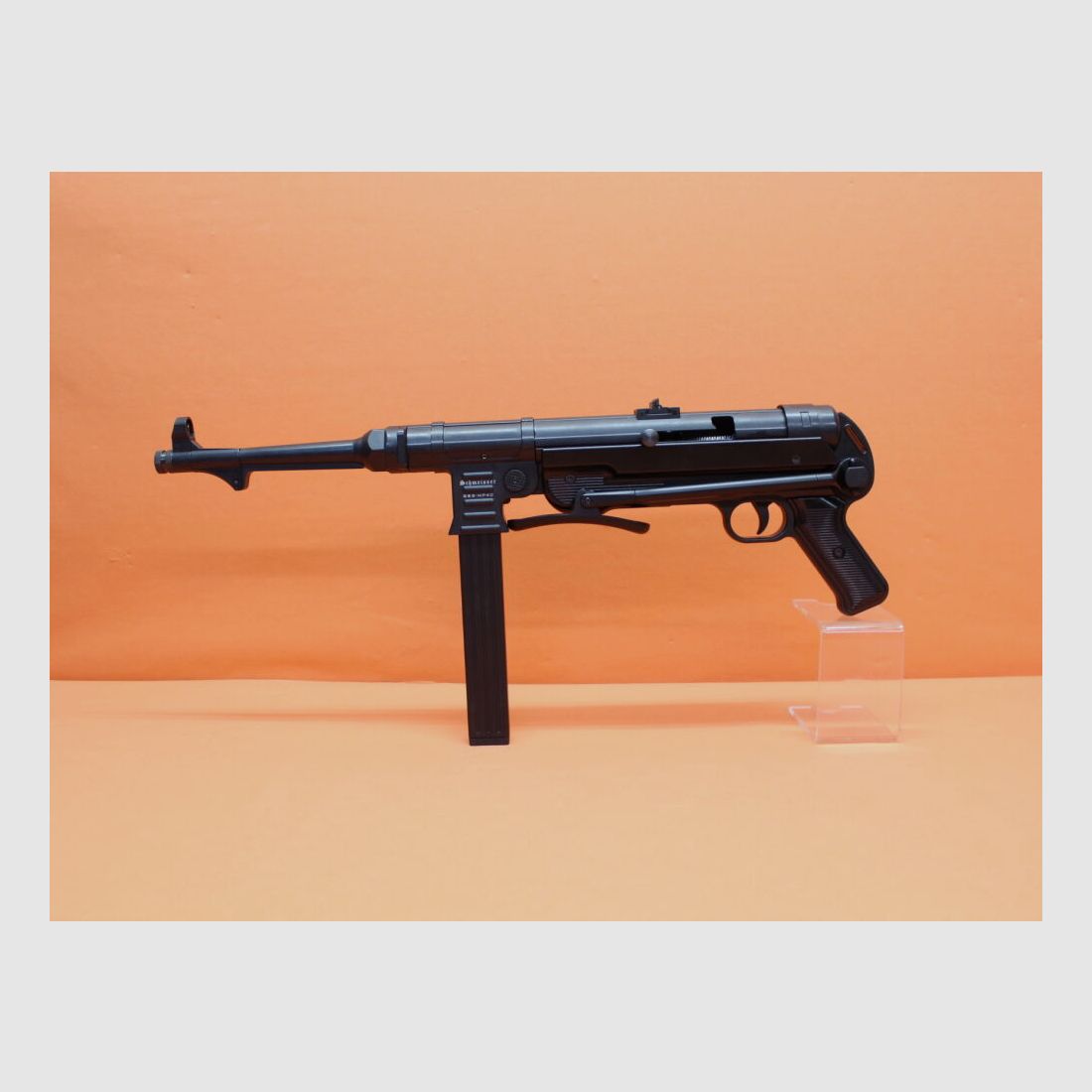 GSG German Sport Guns Ha.Büchse .22lr German Sport Guns Schmeisser GSG-MP40, 253mm lufa/ składany kolba (.22lfB/L.R.)