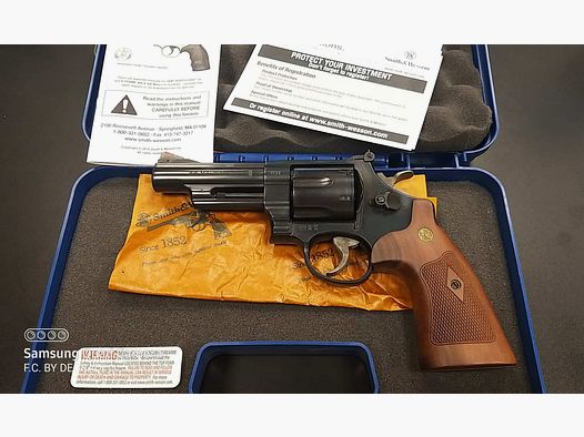 SMITH & WESSON MODEL 29-10 CALIBER 44 MAGNUM