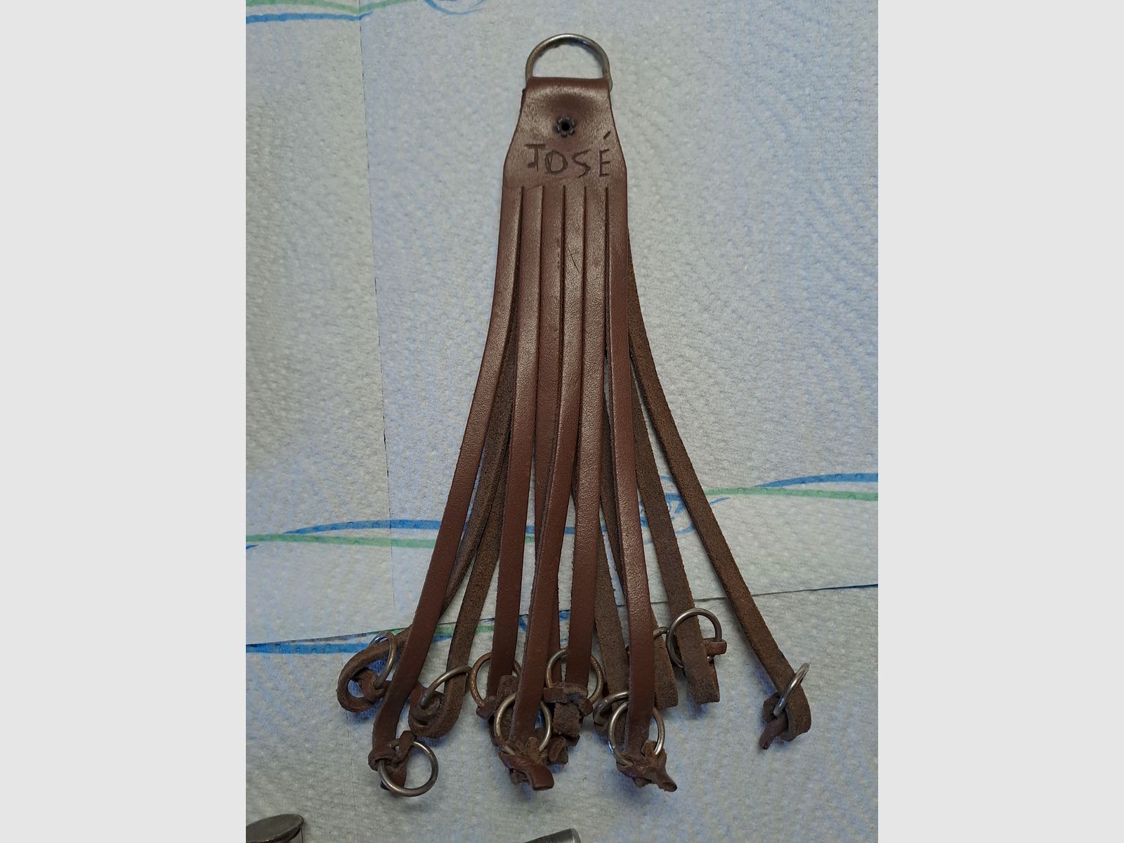 Caricatori di munizioni antiche e accessori