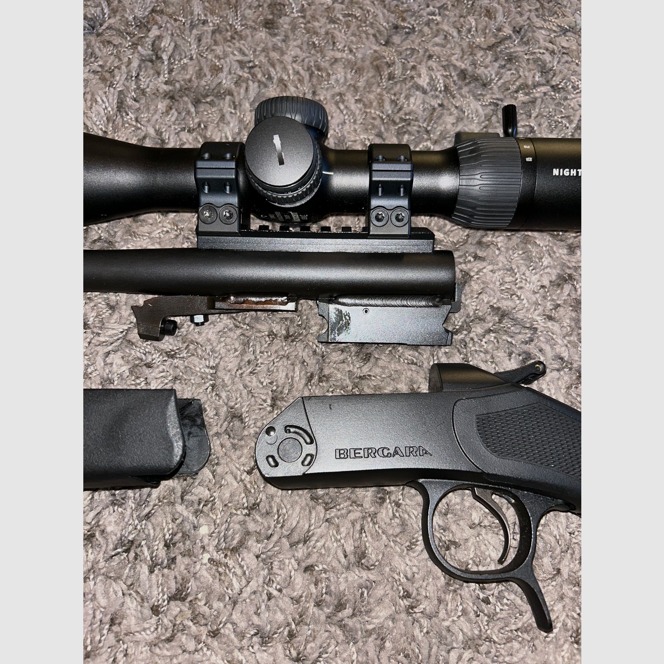 Bergara BA13 TD Thumbhole zwart