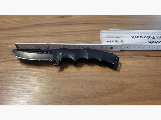Coltello pieghevole outdoor di Wolfgangs 440C – coltello a una mano con rompivetro e clip da cintura