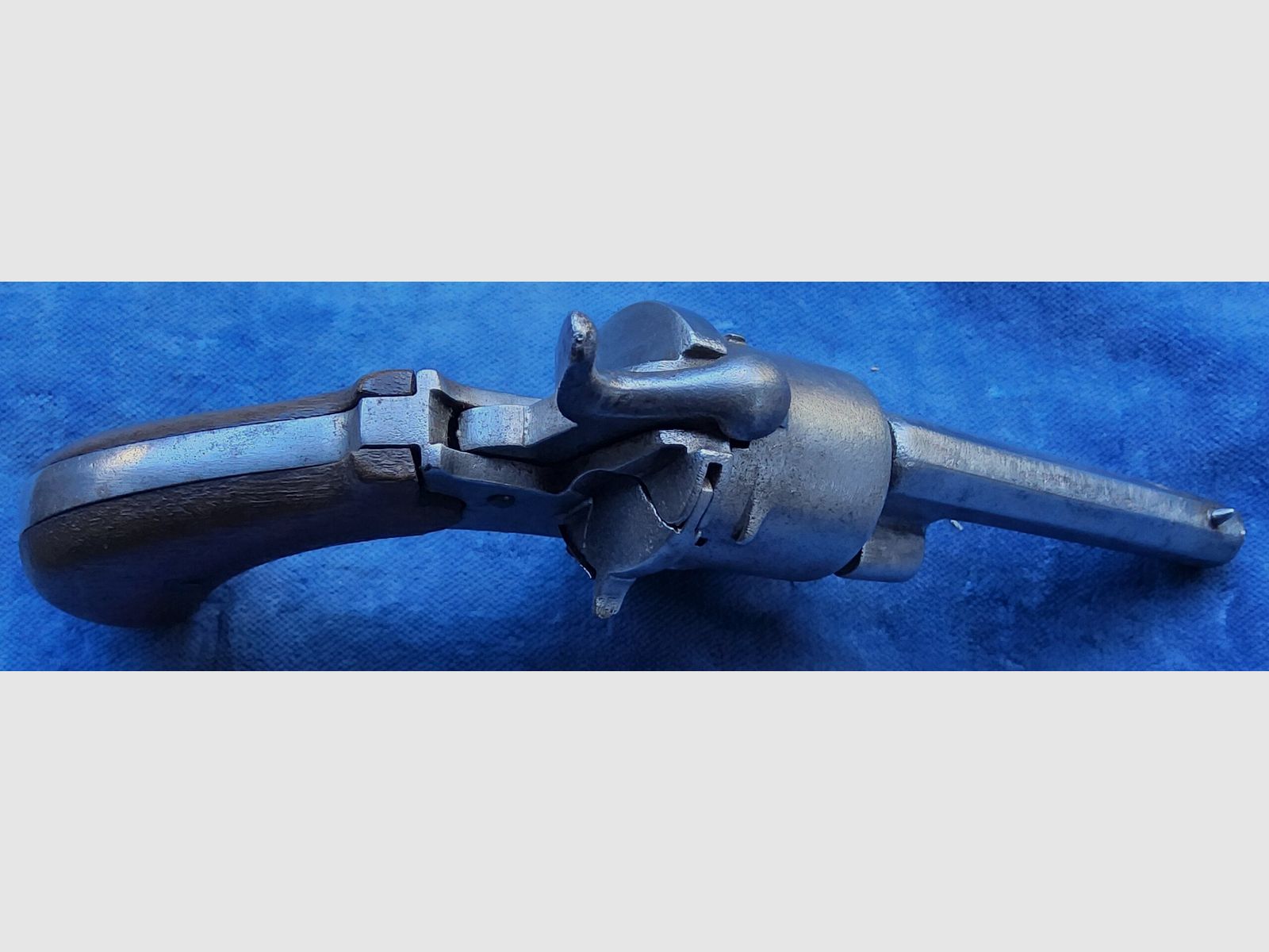 Schreckschussrevolver 8 mm (genehmigungsfrei), Bild 4 von 5