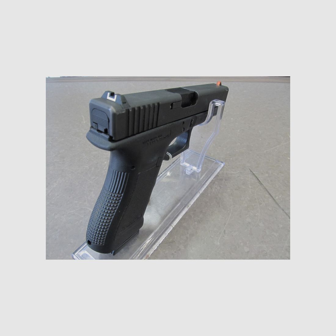 GLOCK 22 CAL 40SW used, image 4 of 7