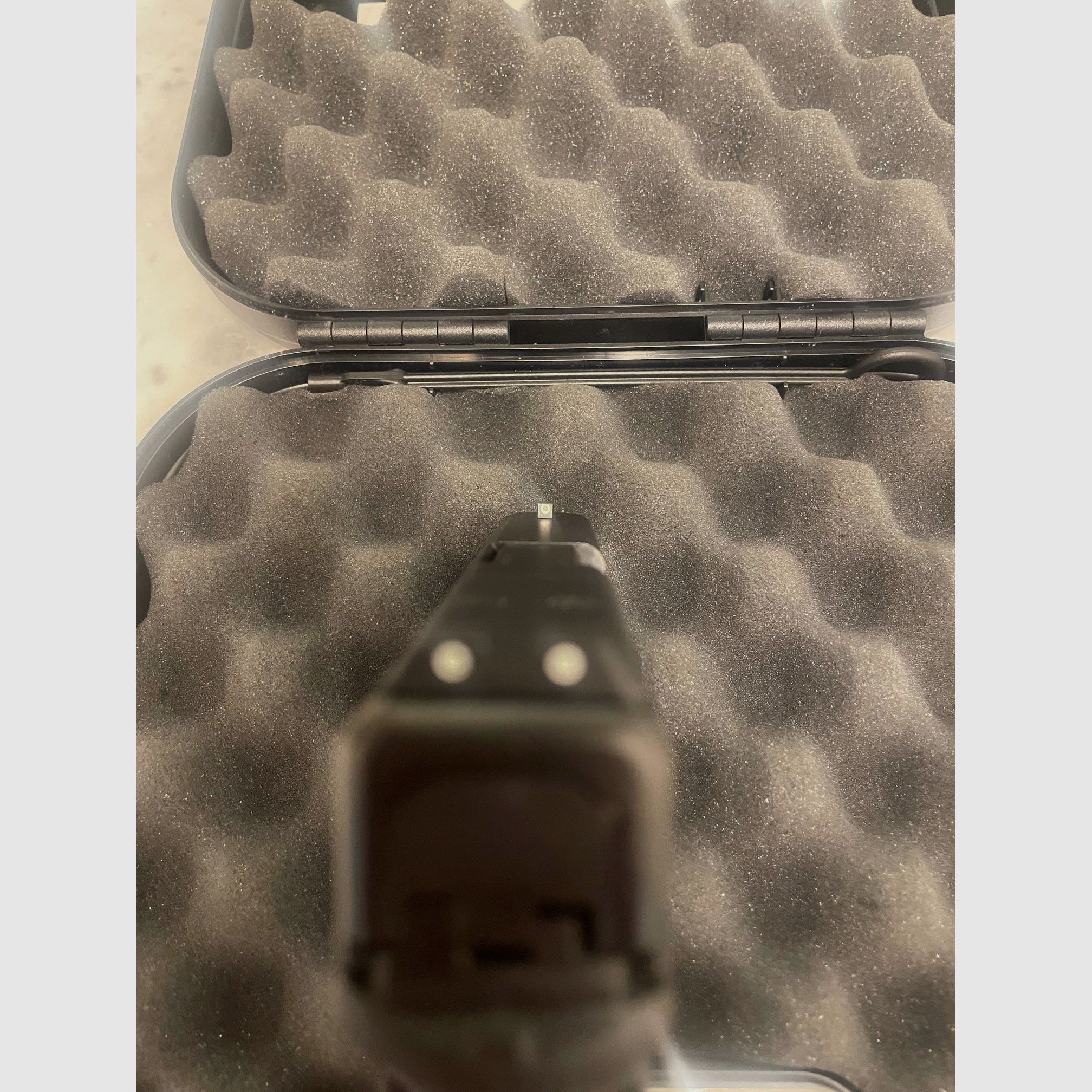 Glock 19 Gen 5 MOS + Trijicon Kimme Korn leuchtend + Magazin