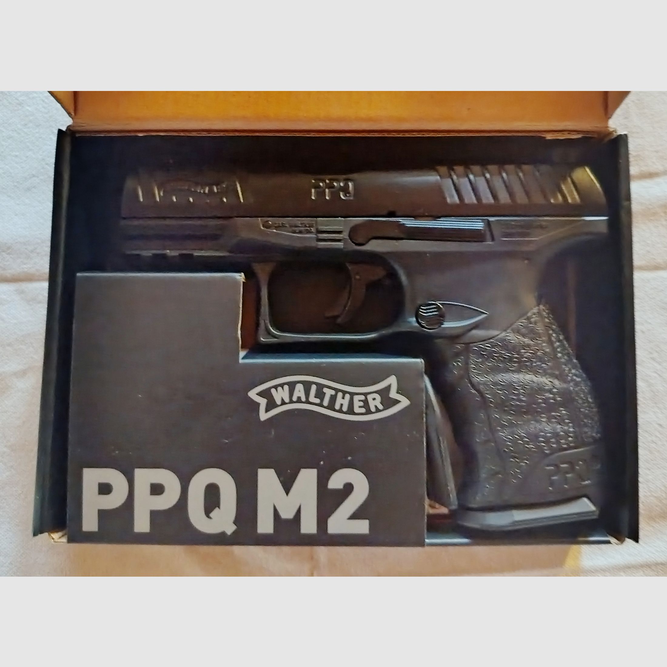 Pistola Walther ppq M2 Blowback CO2 4,5mm Kettenmagazin 2x