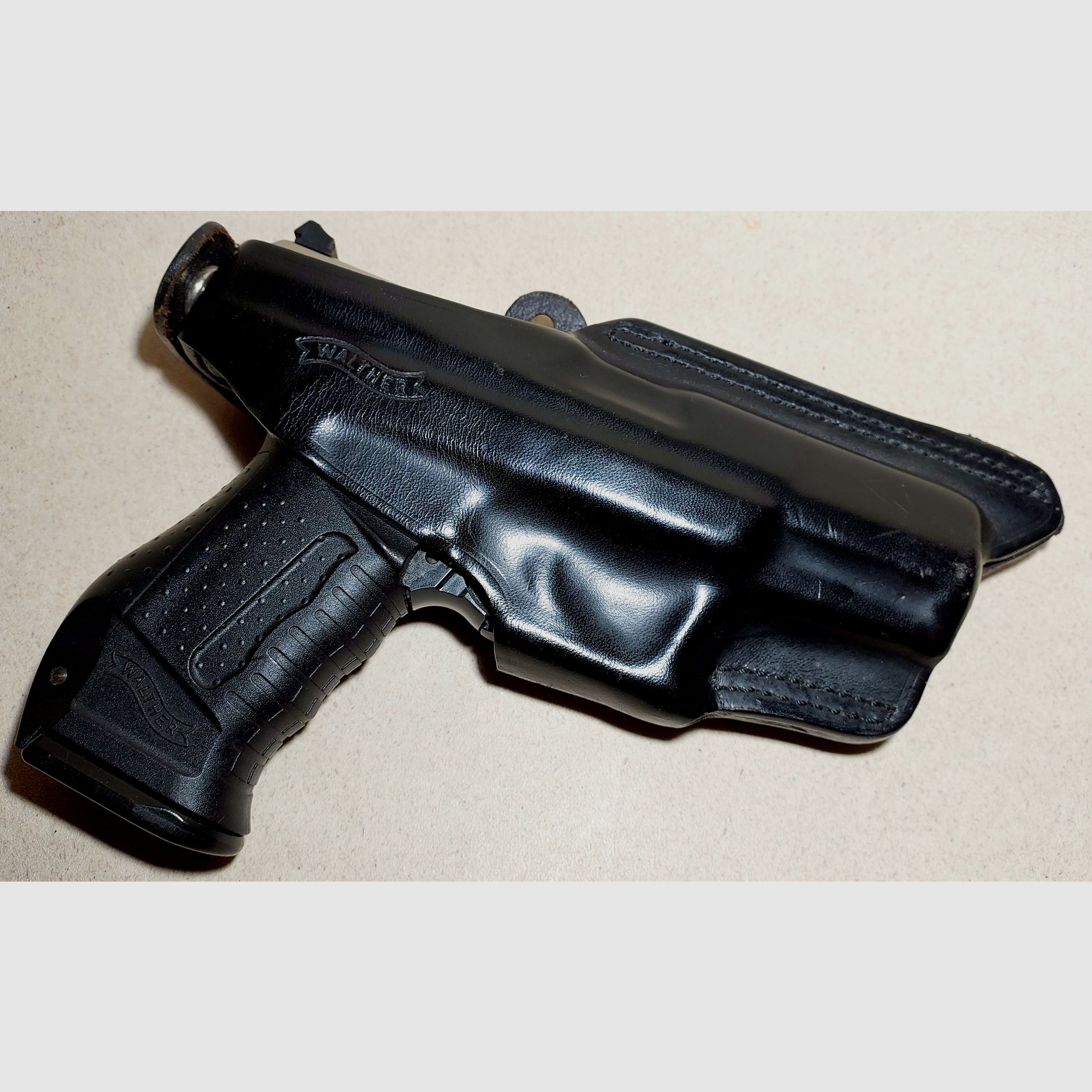 Walther P99 Schreckschuss Pistole 9mm P.A.K. bicolor Nickel mit Lederholster