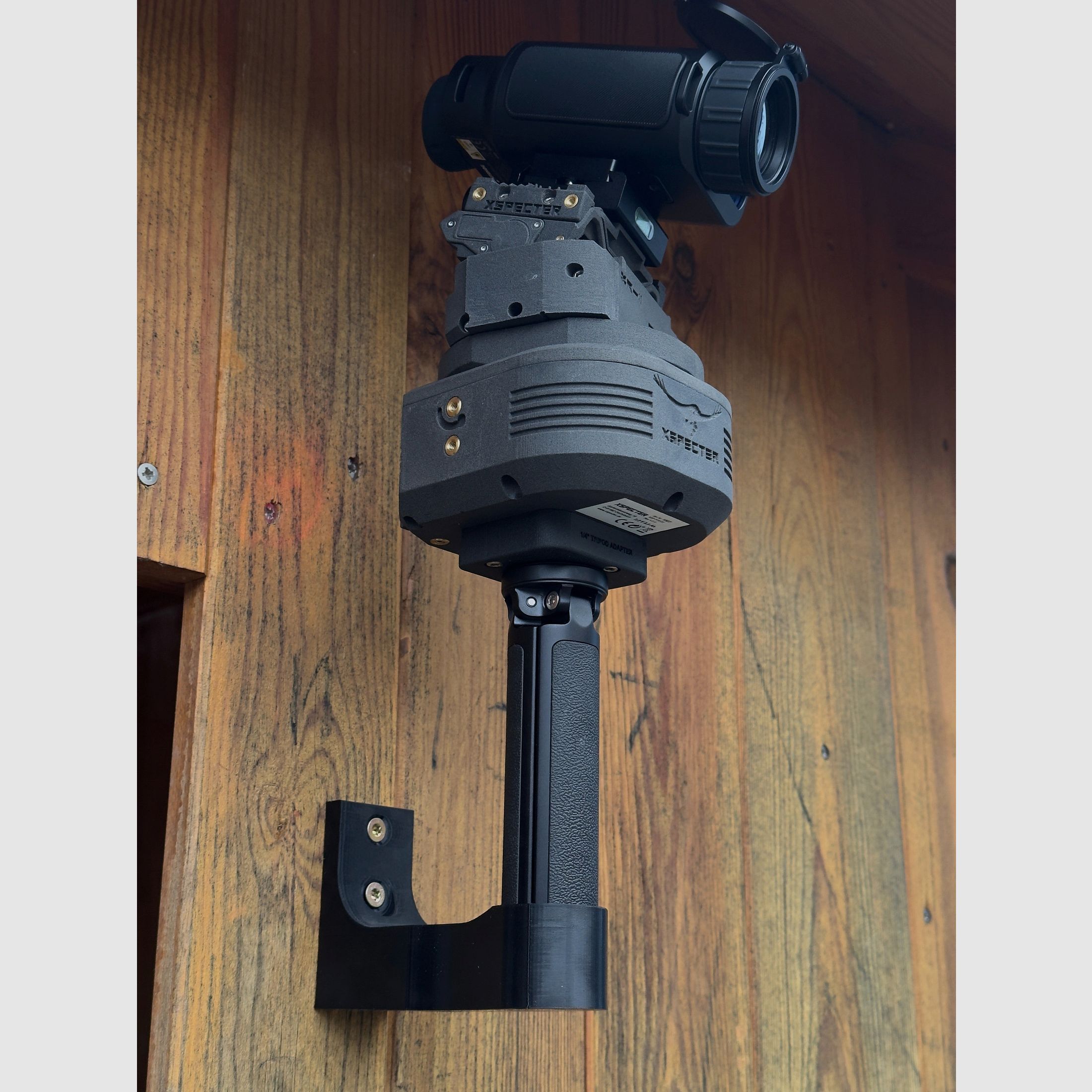 HIGH SEAT HOLDER SET INCLUDING MINI TRIPOD