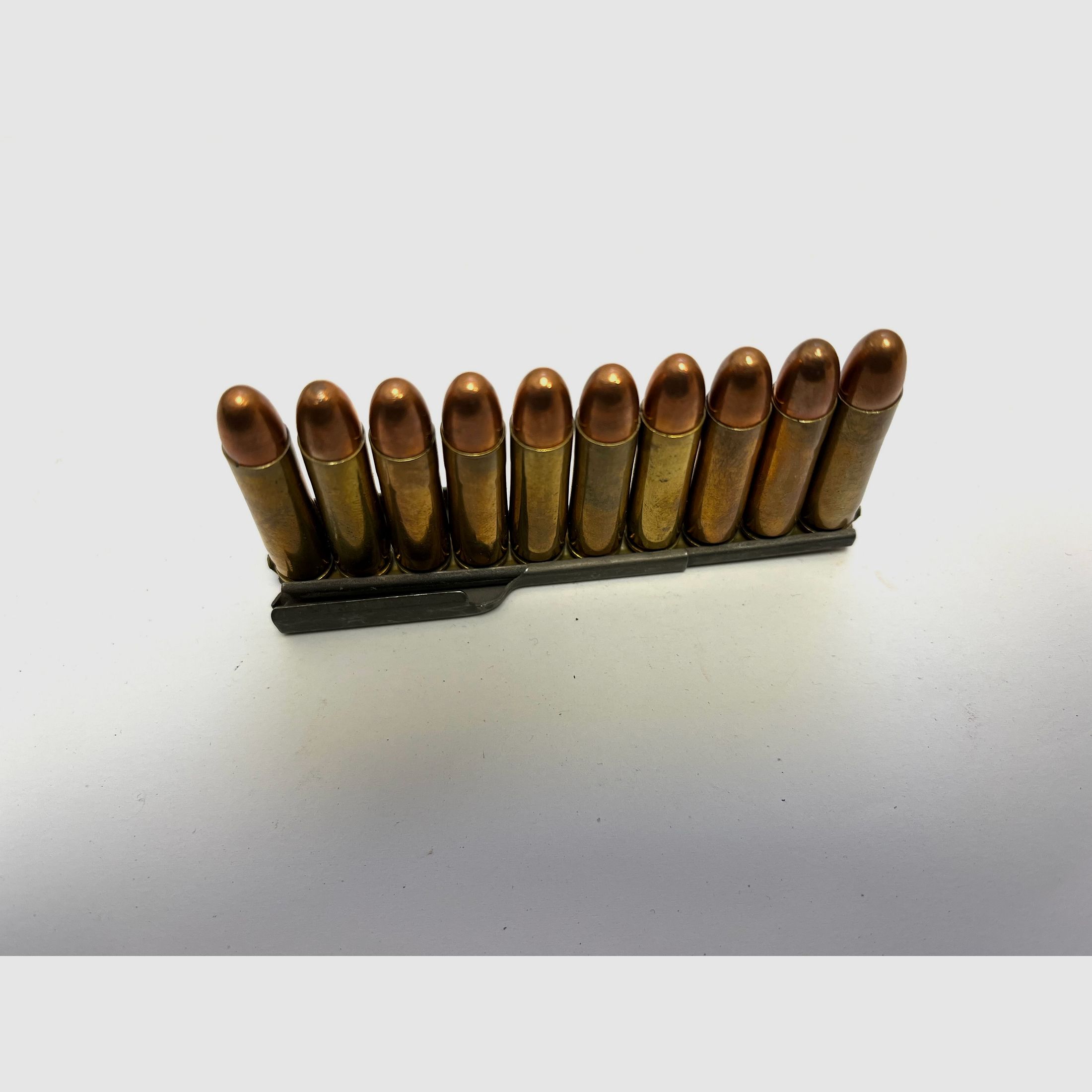 ••• US M1 .30 Karabin Taśmy ładunkowe z pomocą ładującą + 10 sztuk .30 Karabin Dekopatronen •••