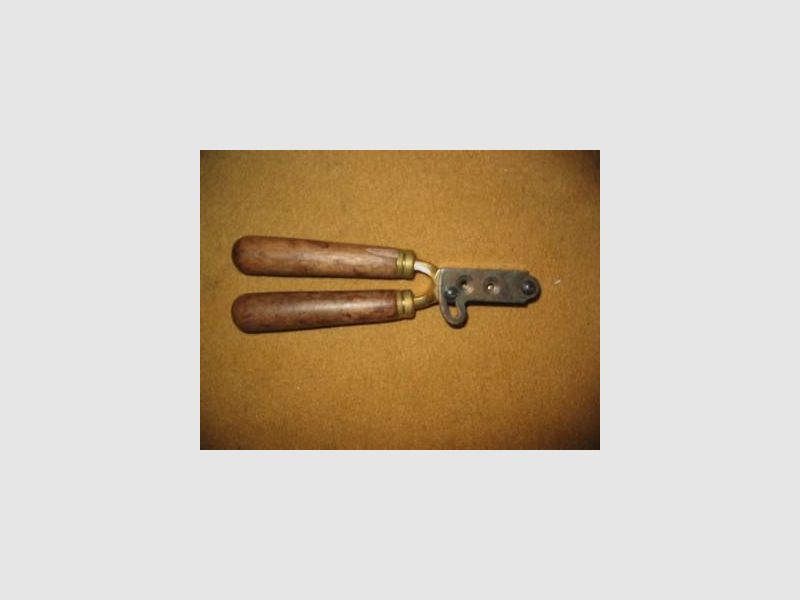 Ball clamp muzzleloader round ball / long projectile