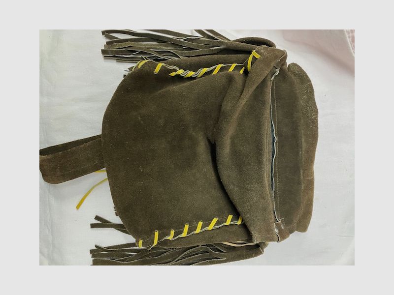 Umhängeasche Western - Trapper, zie de beschrijving en afbeeldingen