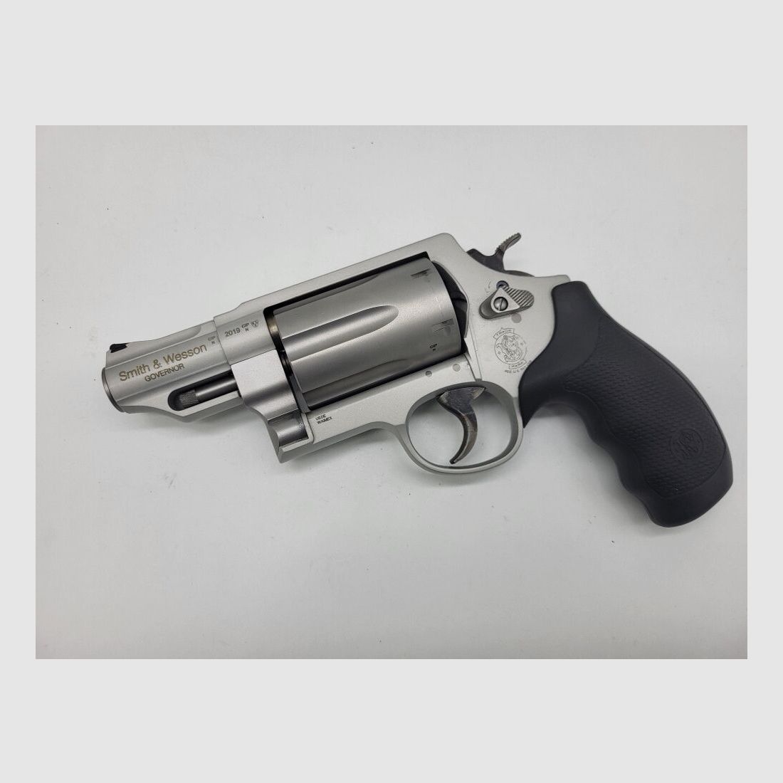 Smith & Wesson S&W GOVERNOR 2,75" KAL 45ACP/.45LC/.410