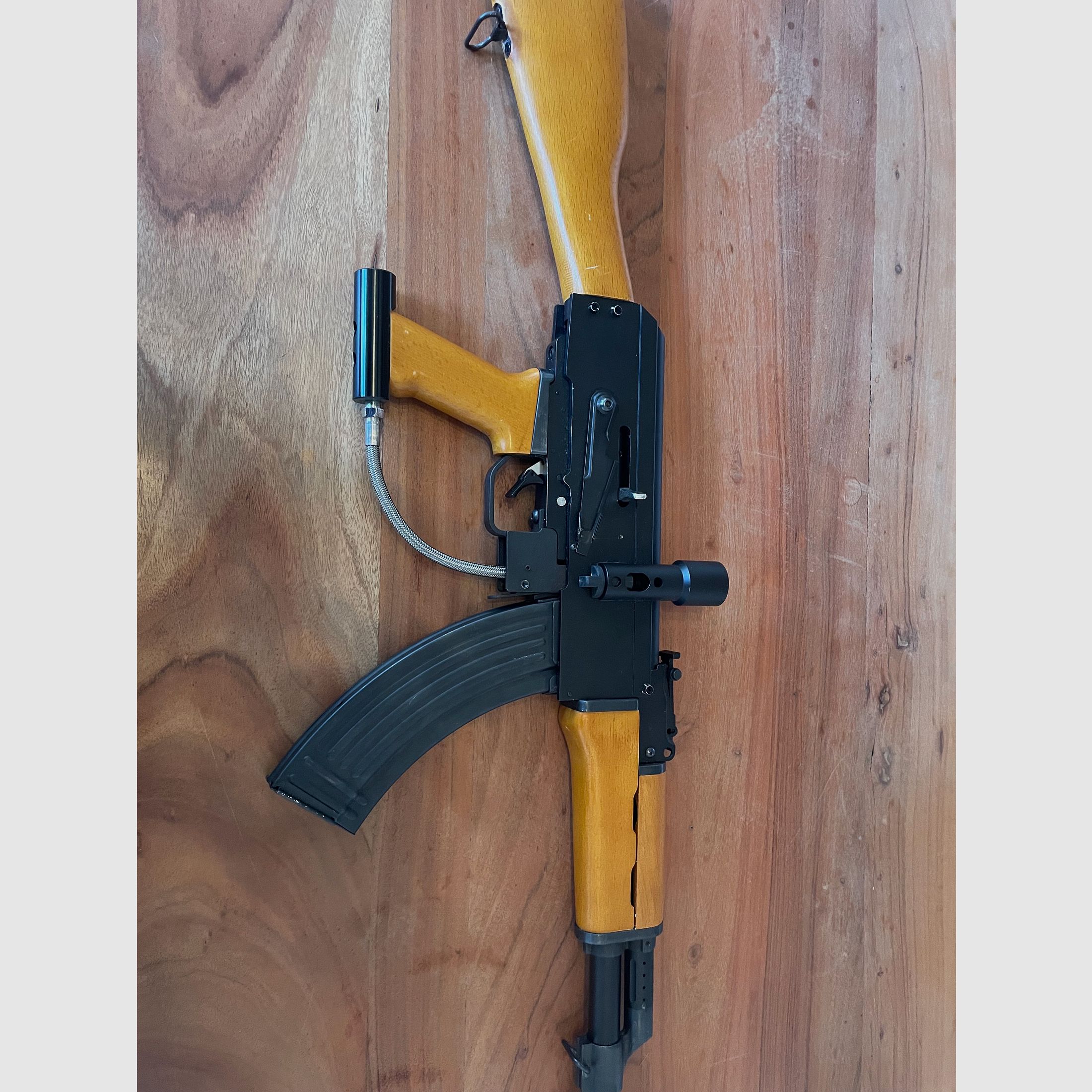 New Legion AK47W Paintball-Markierer Kal. .68