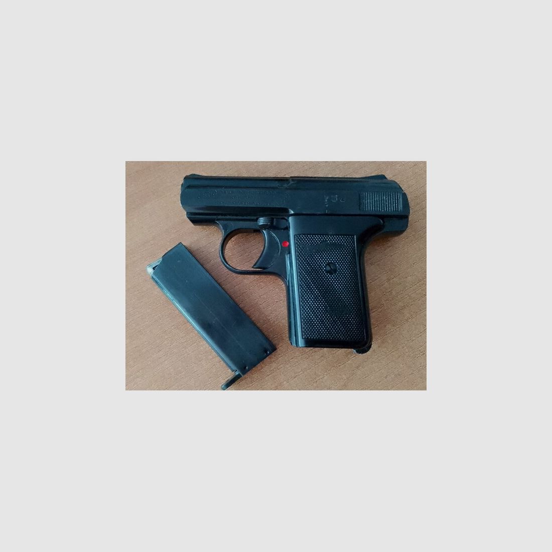 Reck P800 Gaspistole im Kaliber 8 mm Knall/ PTB 78 von 1977