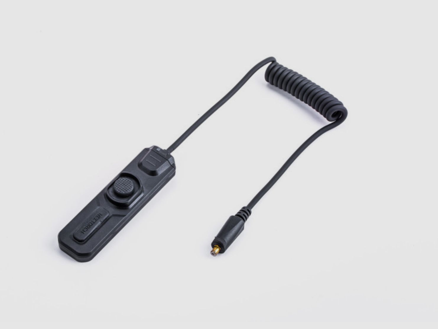 Latarka myśliwska Nextorch T7 z zasięgiem świecenia 510 metrów i akcesoriami myśliwskimi w zestawie