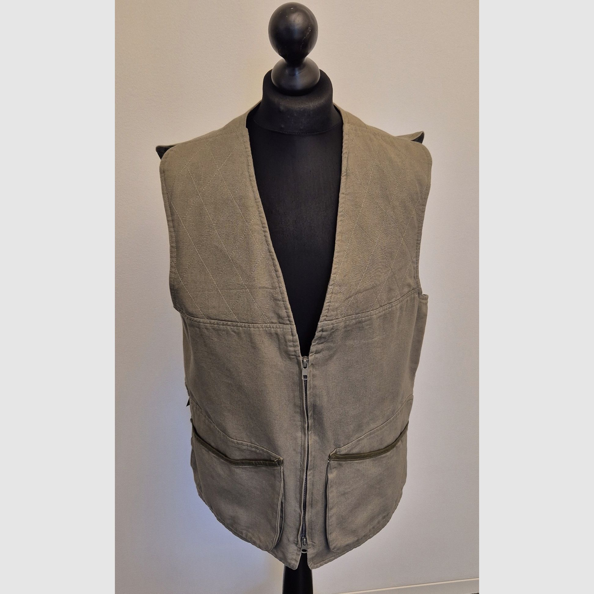 Vendo giubbotto da tiro femminile Rascher in condizioni pari al nuovo taglia S