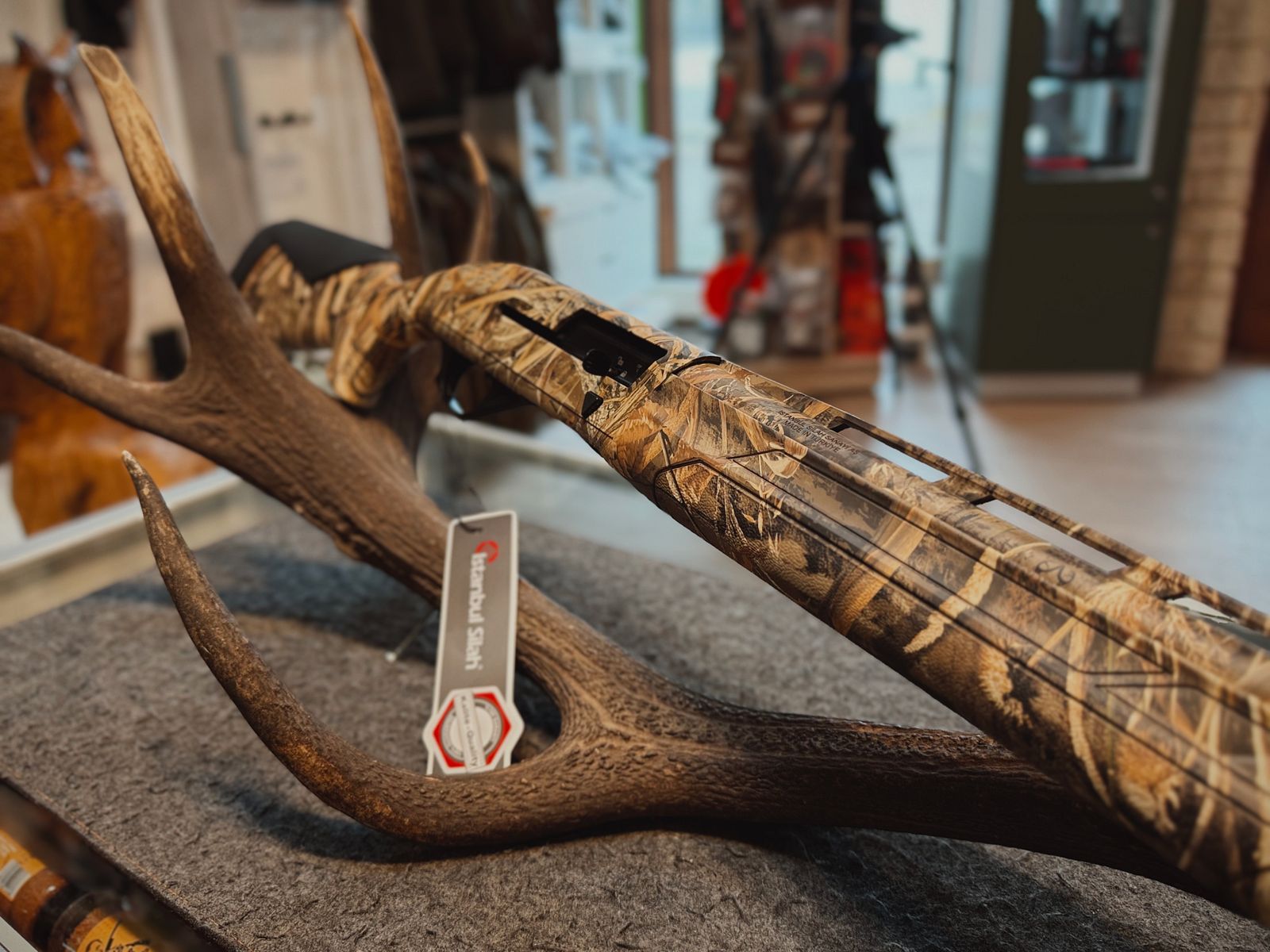 ISTANBUL SILAH Impala Plus MAX-5 Semi-Automatic Shotgun