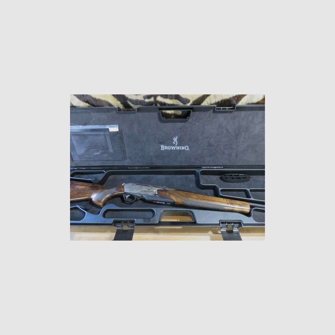 – LIMITIERTE AUFLAGE – BROWNING Bar 4X Autumn Bavarian HG bronze Kal.300wm Lauf 61 cm gewinde, Bild 11 von 11