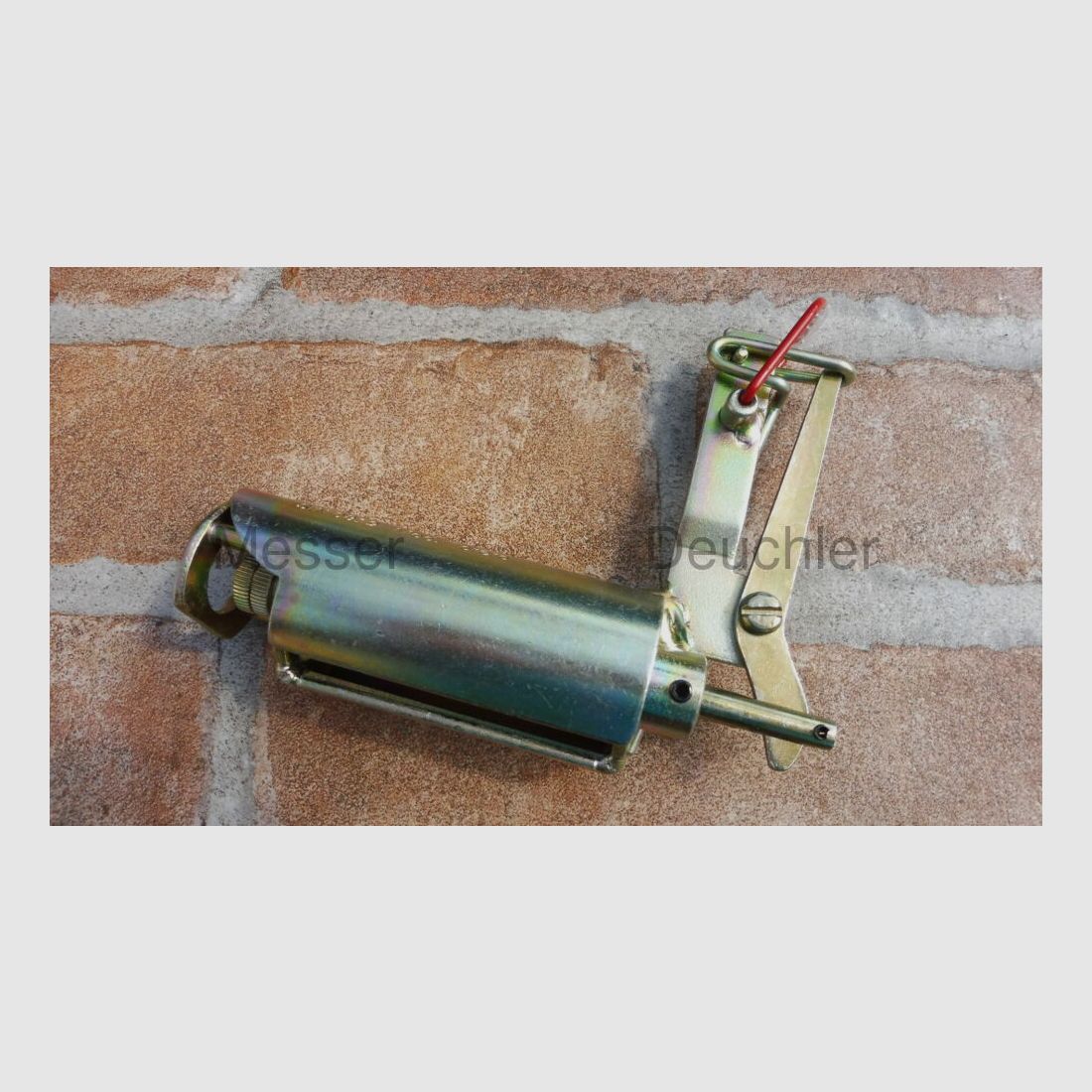 GÖBEL vole self-shooting device