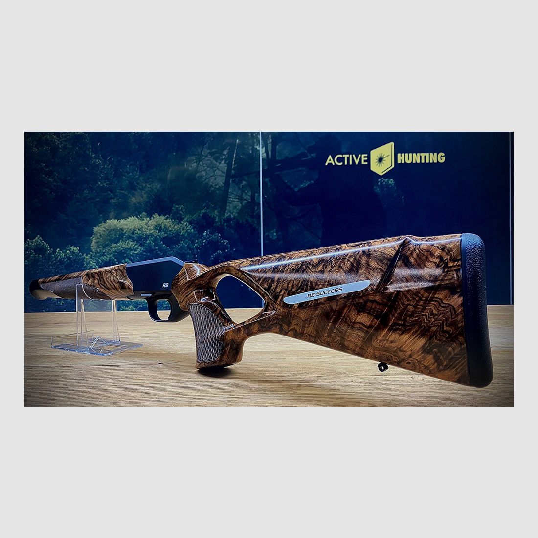 Blaser R8 Success Schäftung / Holzklasse 10 / Super Finish / TRAUMSCHÄFTUNG DER EXTRAKLASSE