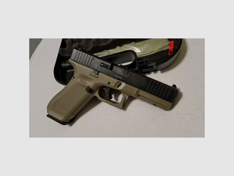 Glock 17 Battlefield Green + Glock Koffer