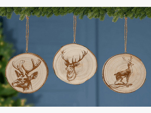 Guild wood tree slice deer motif