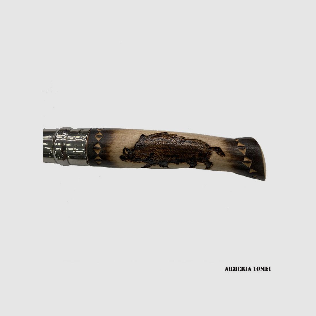 Couteau – OPINEL – N.10 en acier au carbone avec motif – sanglier – fait main, image 3 sur 3