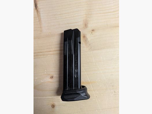 Walther PPQ M2 Magazynek 9mm x 19 – 17 strzałów