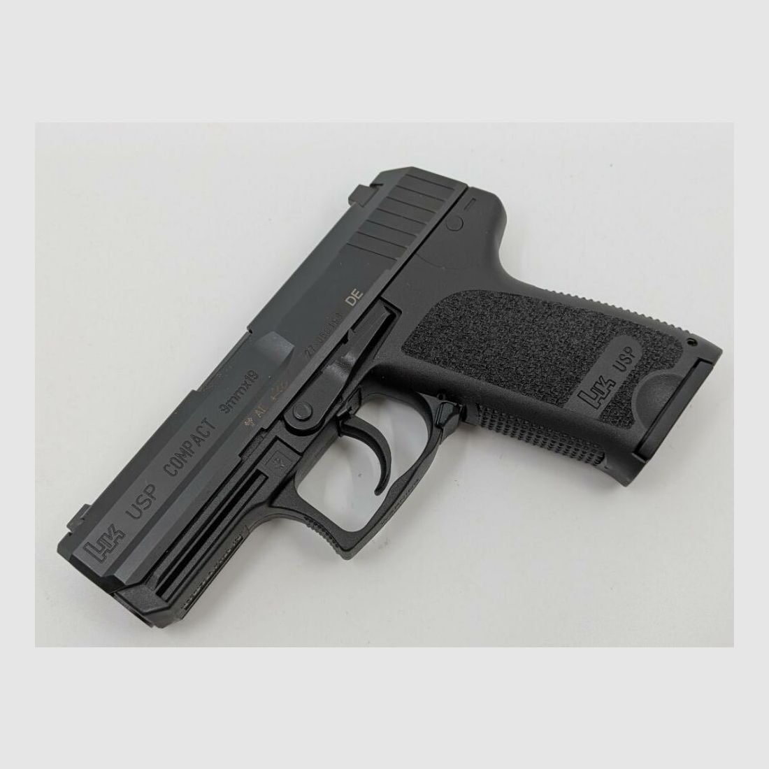 H&K USP Compact LEM