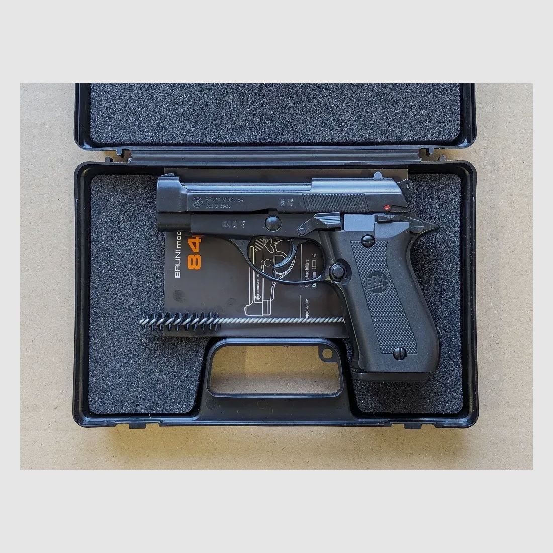 BRUNI 84 9mm P.A.K. – Beretta 84F Nachbau - Envío a toda la UE