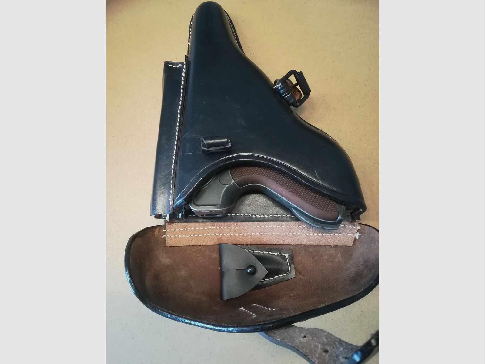 ME P08 Kal. 9 mm P.A.K. mit Echtlederholster