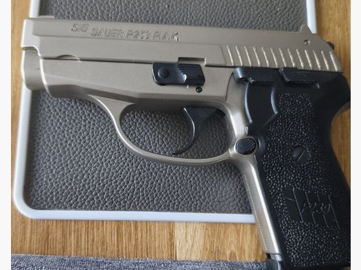 Pistola de fogueo Sig Sauer 9mm