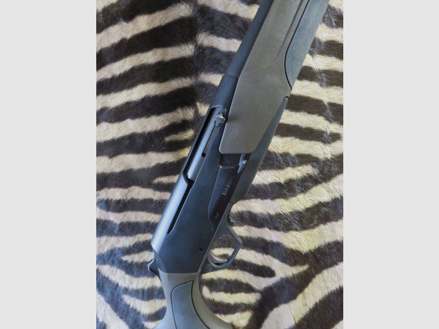 Selbstladebüchse BROWNING BAR 4X Hunter Compo Brown Black Kal.30-06 Lauf 53 cm – Waffenkoffer, Bild 5 von 10