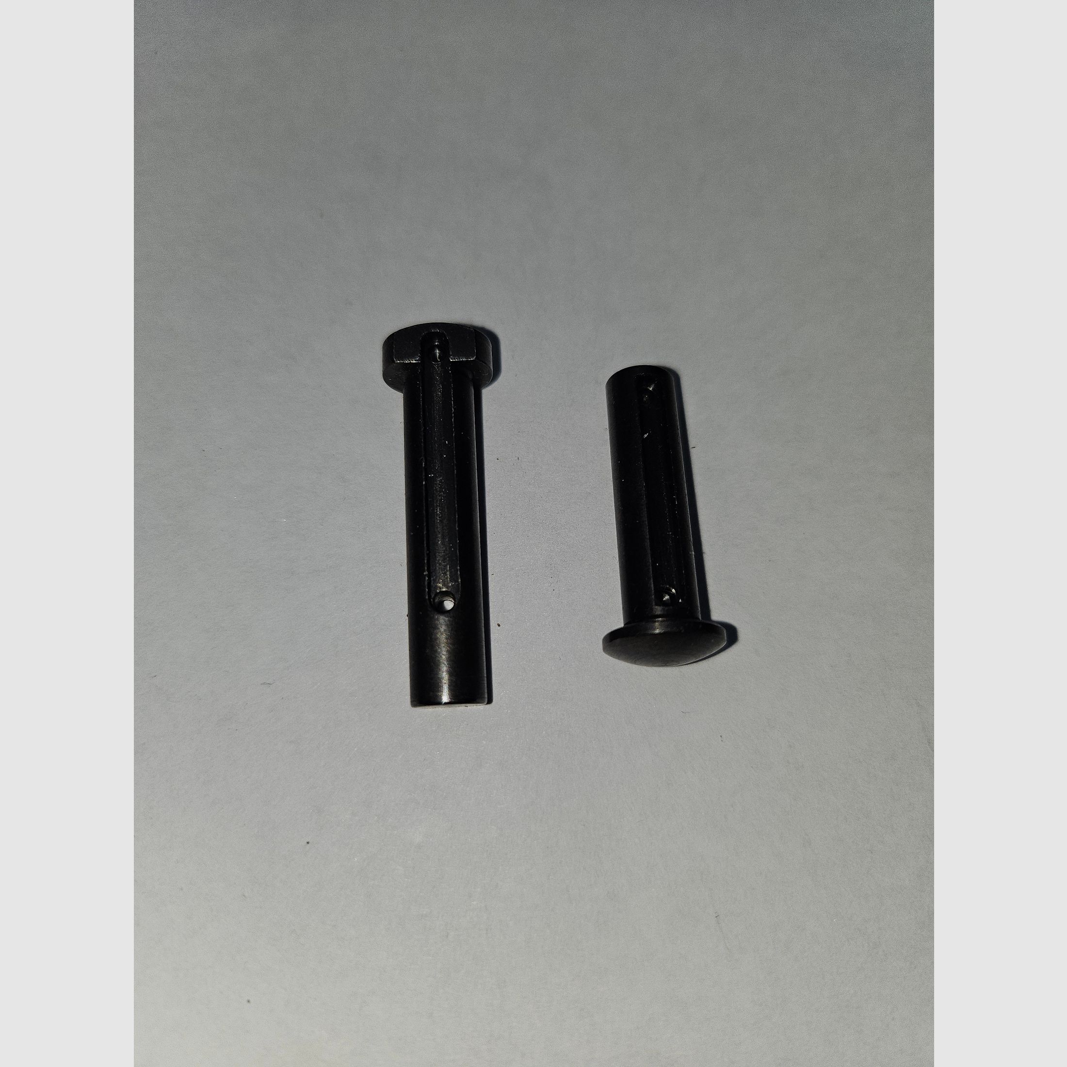 Zerwanie bolca  Take Down Pin AR15 M16 M4