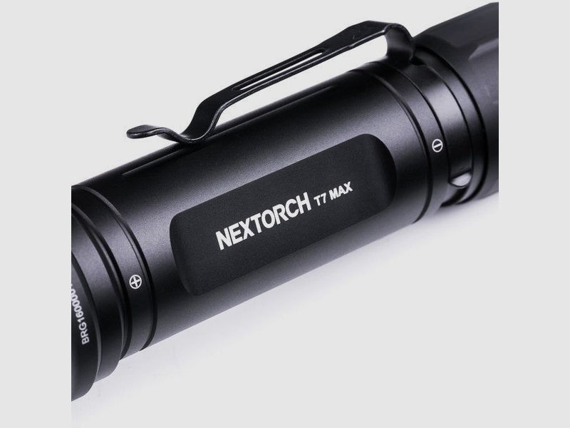 NEXTORCH T7 MAX SET Lampe de Poche de Chasse – Portée de 1.100 m incl. Support et Interrupteur à Câble