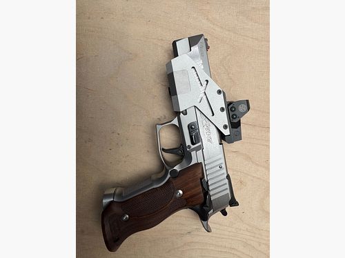 Punto di mira a punto luminoso X-Mount per Sig Sauer X-Series di produzione tedesca con Romeo1