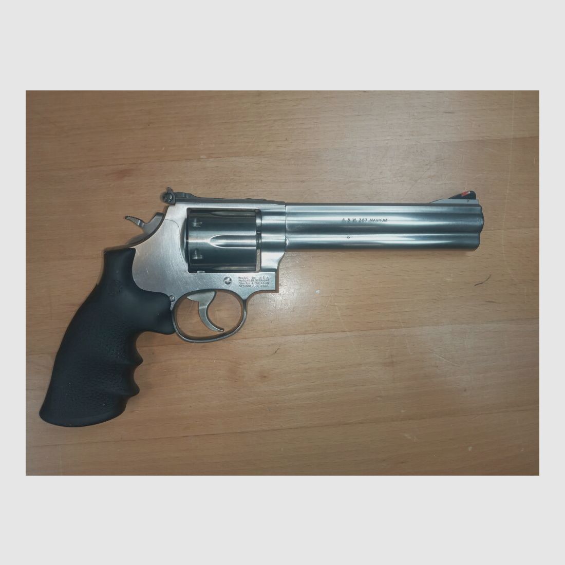 Smith & Wesson Model 686 - 5