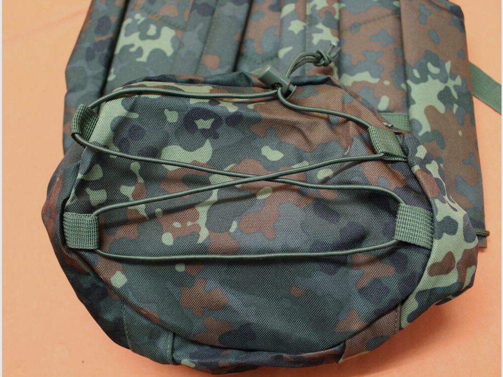 Highlander Highlander PRO-FORCE Rucksack Daylite 15l 600D Polyester BW-Flecktarn