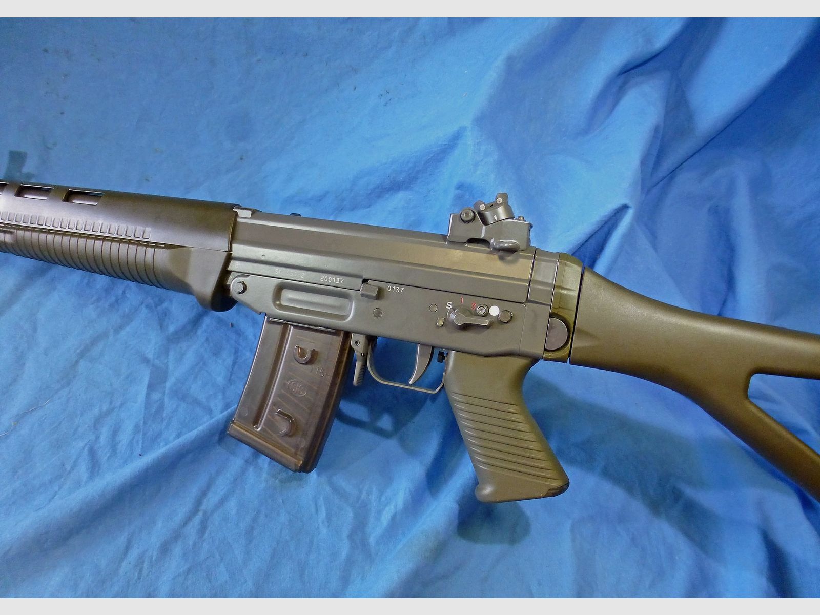 Karabina SIG SG551-2 Pełna Automatyka, zdjęcie 2 z 2