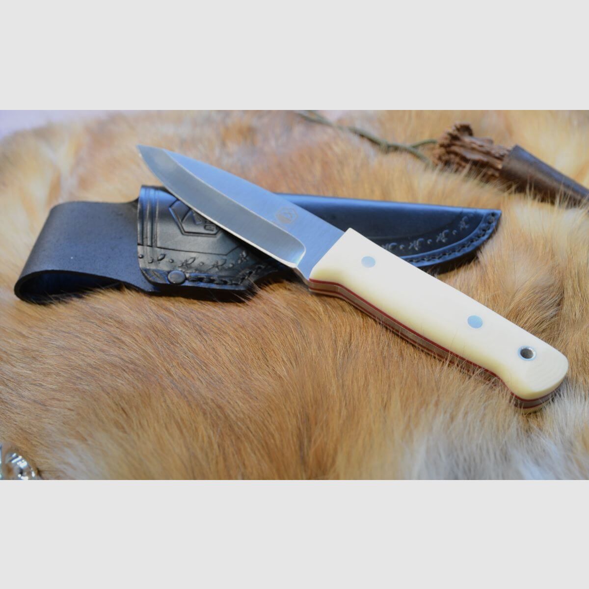 Couteau de chasse Alljagd en micarta ivoire, image 2 sur 6