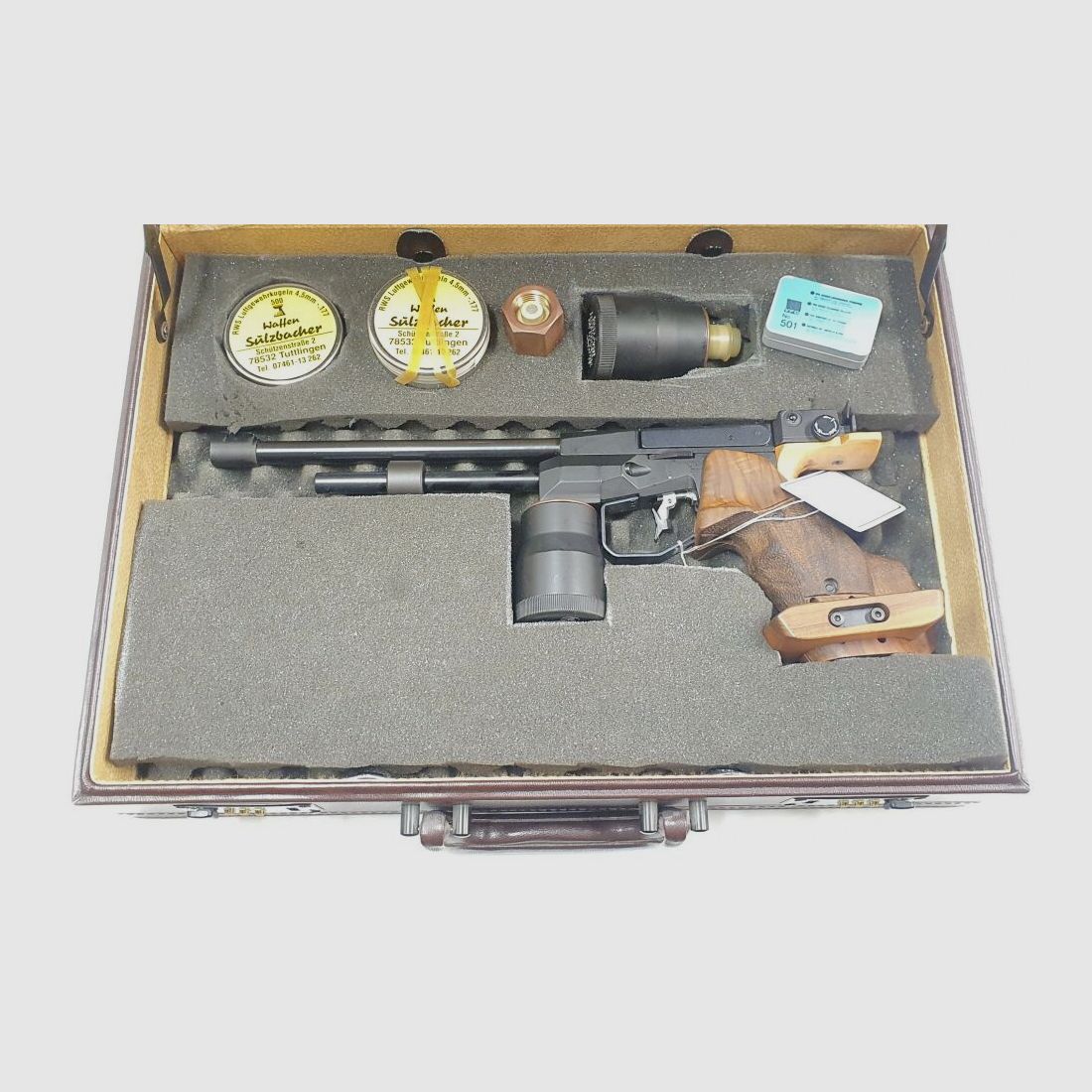 Pistola CO2 Feinwerkbau Mod. C25 calibro 4,5mm Diabolo, F nel pentagono con valigetta e accessori, sinistra