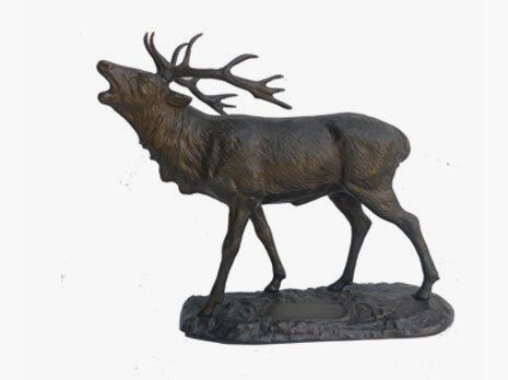 Lovergreen Bronzestatue Motiv röhrender Hirsch auf einer Wiese klein