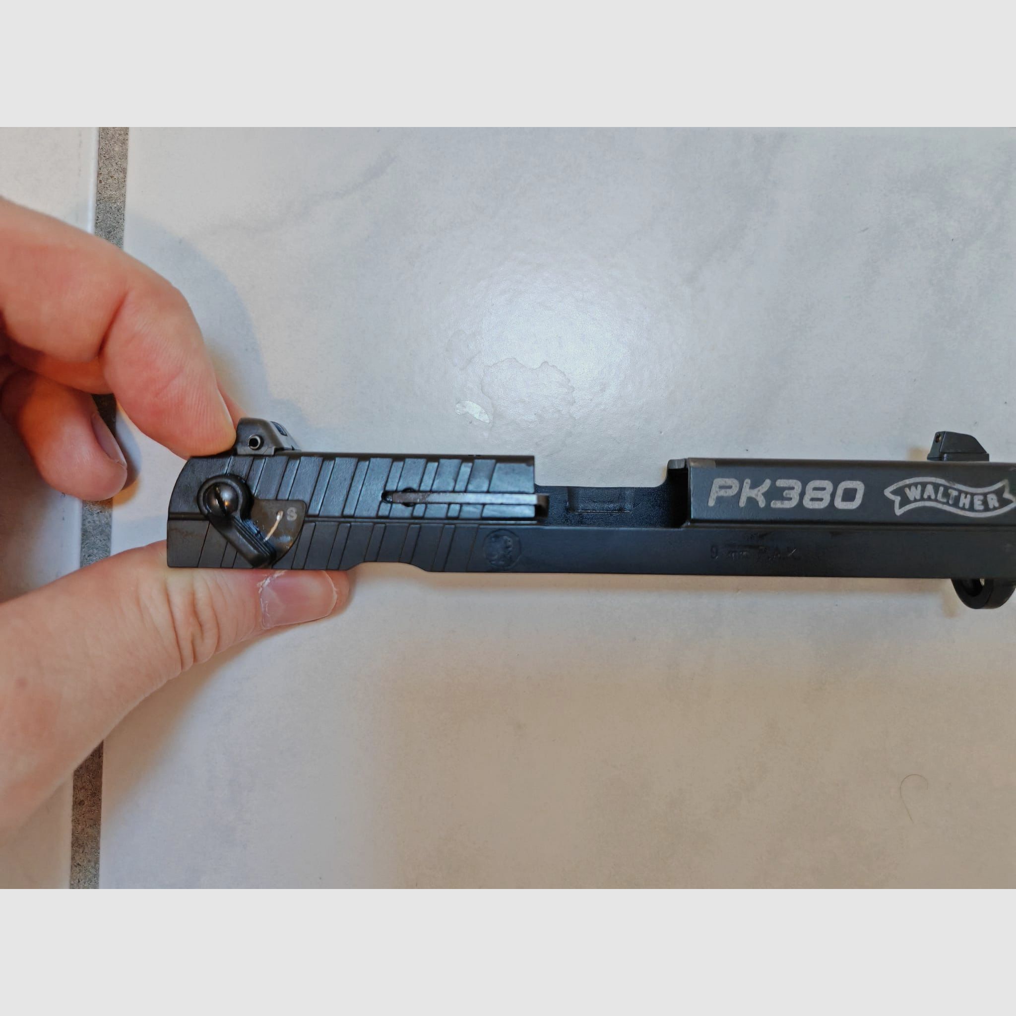 brünierter Ersatz / Wechselschlitten Verschluss für Umarex Walther PK380 9mm P.A.K. Schreckschusspistole