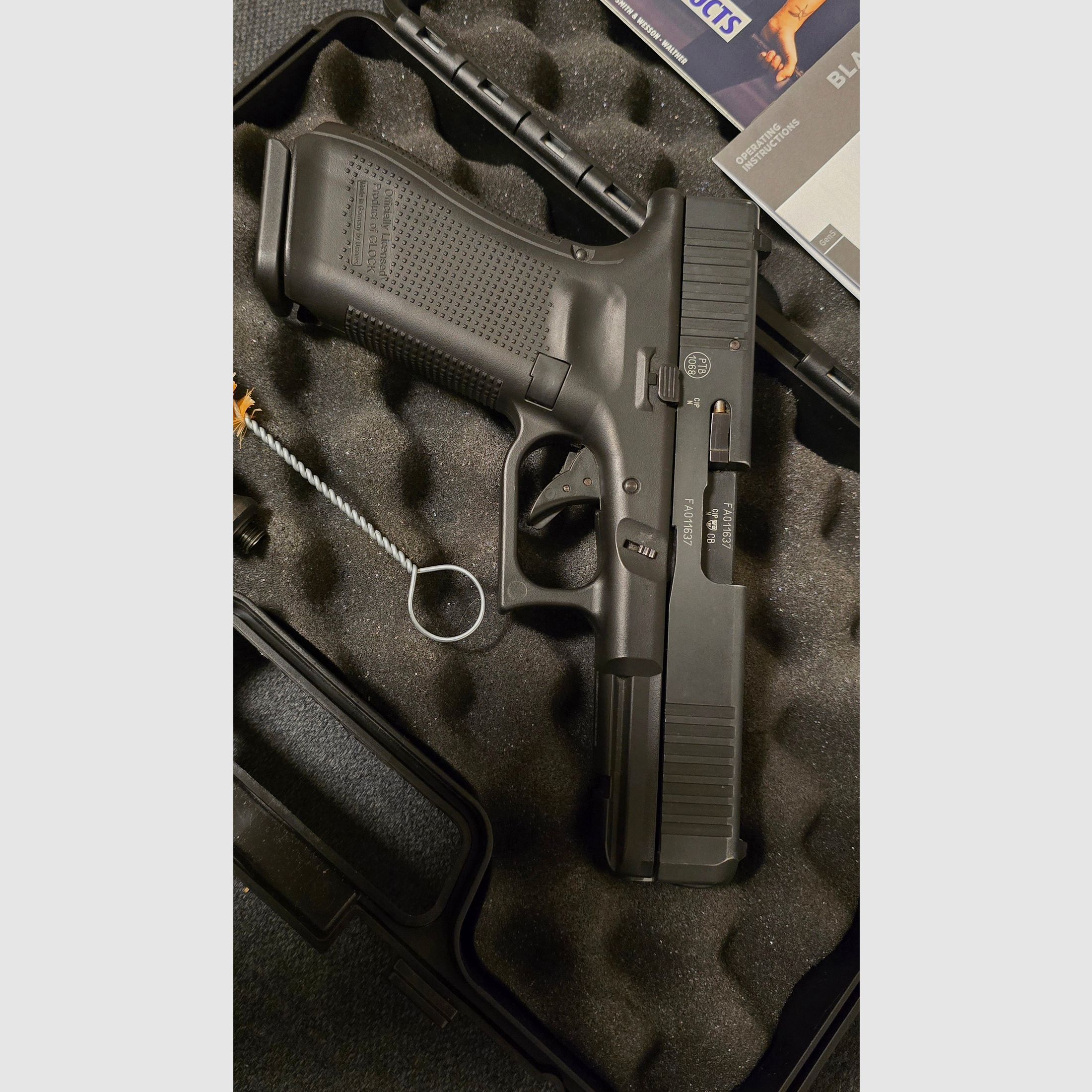 Glock 17 Schreckschuss 9mm PAK