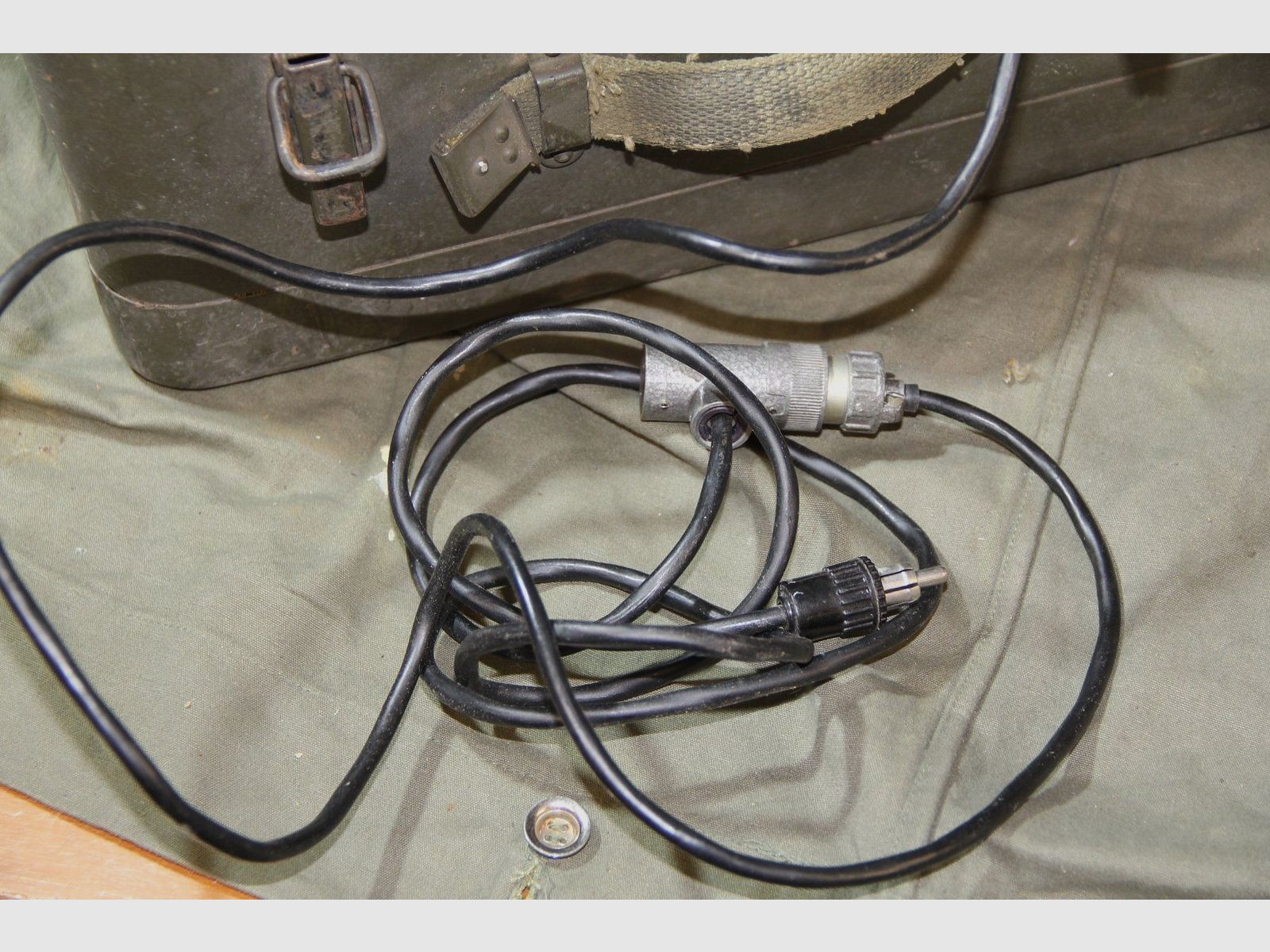 PNW 57, Panzerhelm mit Nachtsichtgerät, NVA / Polen / UdSSR